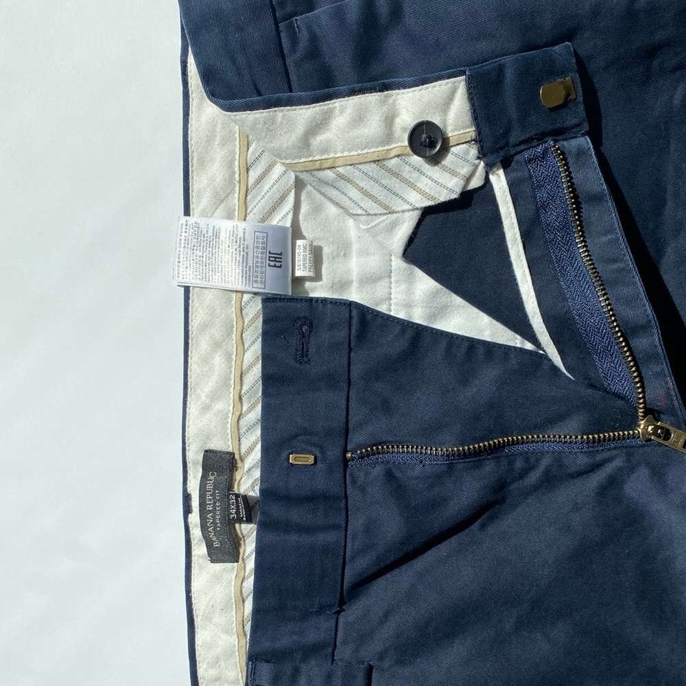 Banana Republic Tapered Fit Chino 34x32